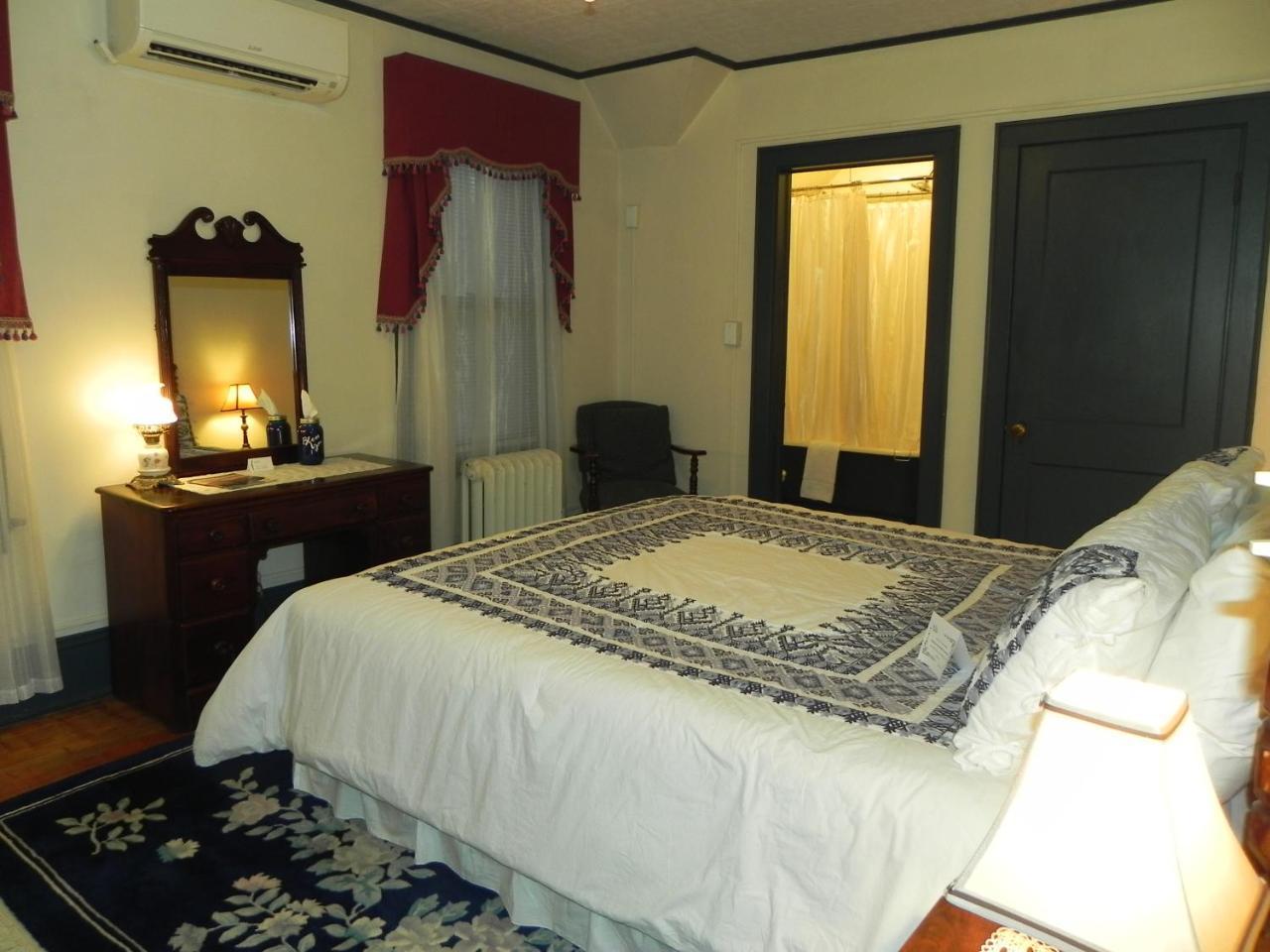 Vine Cottage Inn ฮ็อตสปริงส์ ภายนอก รูปภาพ