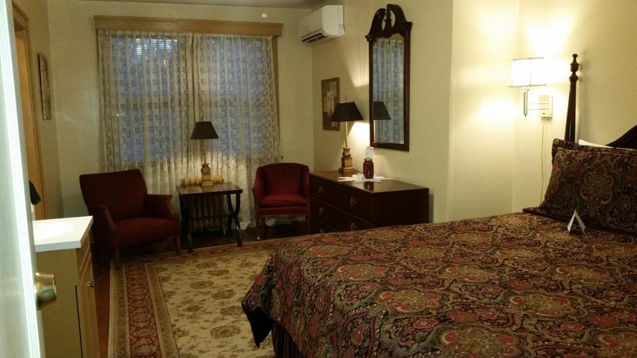 Vine Cottage Inn ฮ็อตสปริงส์ ภายนอก รูปภาพ