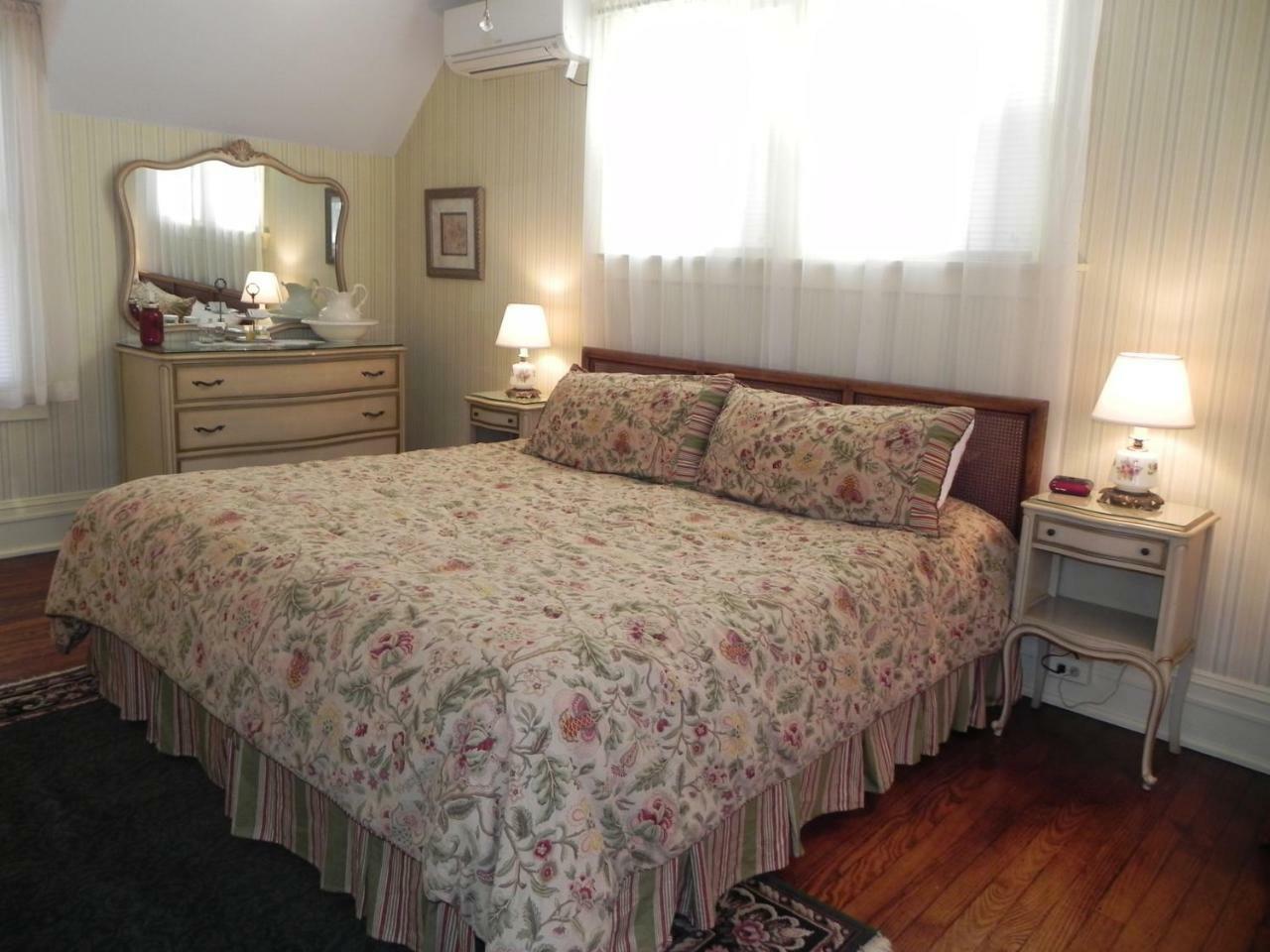 Vine Cottage Inn ฮ็อตสปริงส์ ภายนอก รูปภาพ
